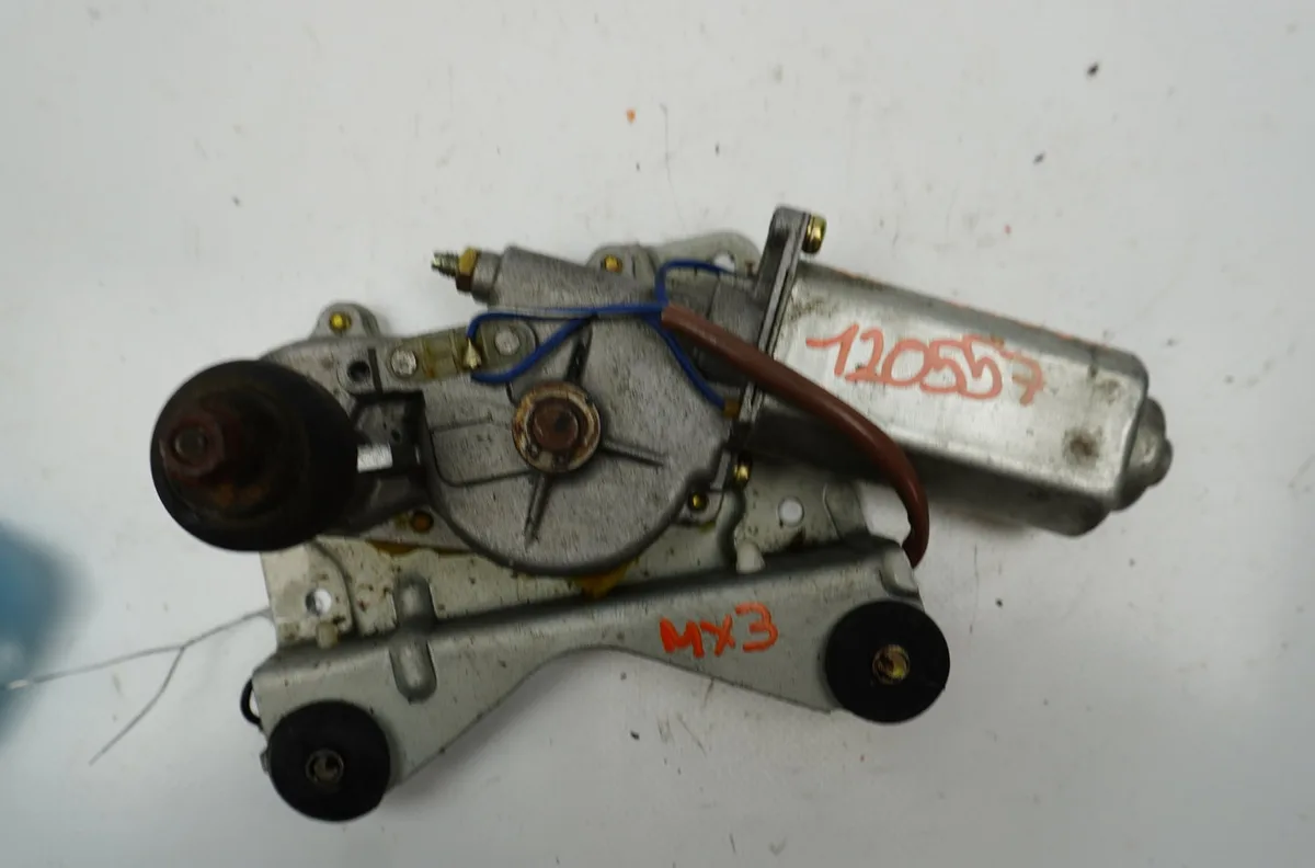 Moteur essuie-glace arrière Mazda MX-3 (EC) 1.6 i (1993-1998) occasion