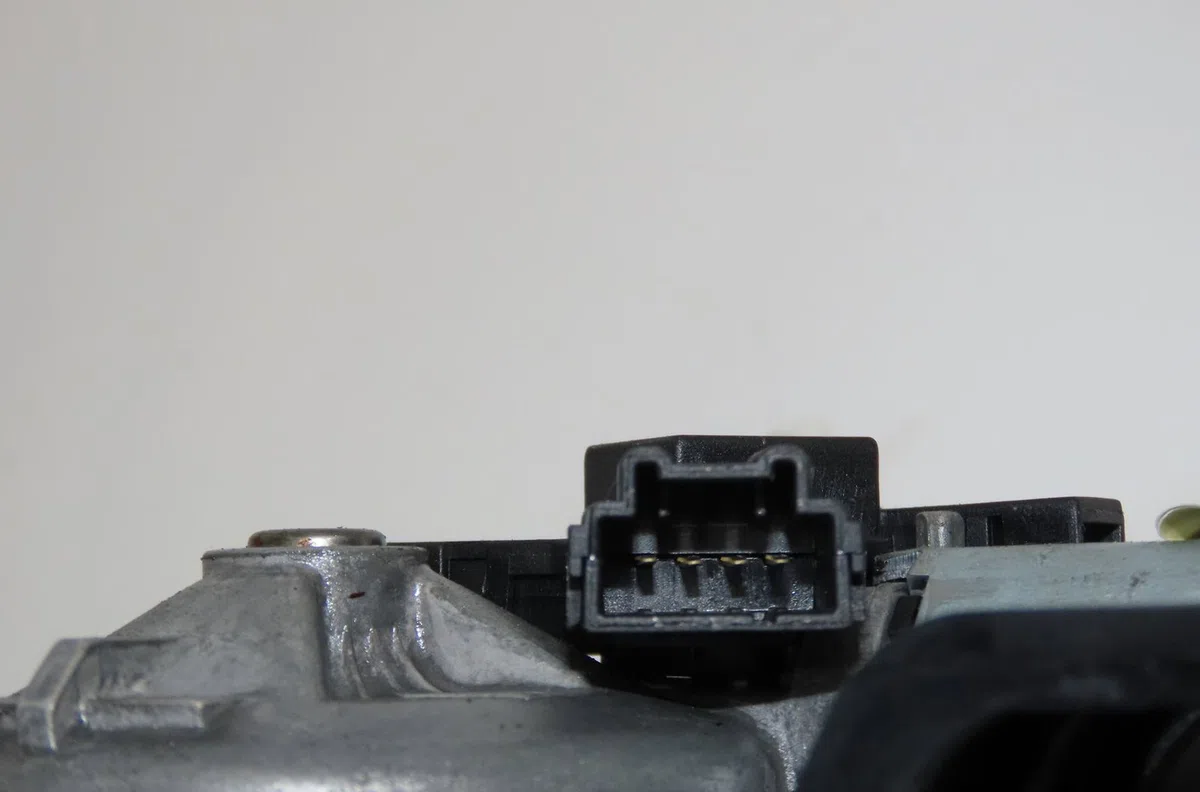 Moteur essuie-glace arrière Mercedes-benz CLASSE A (W169) A 150 (169.031, 169.331) (2004-2012) occasion