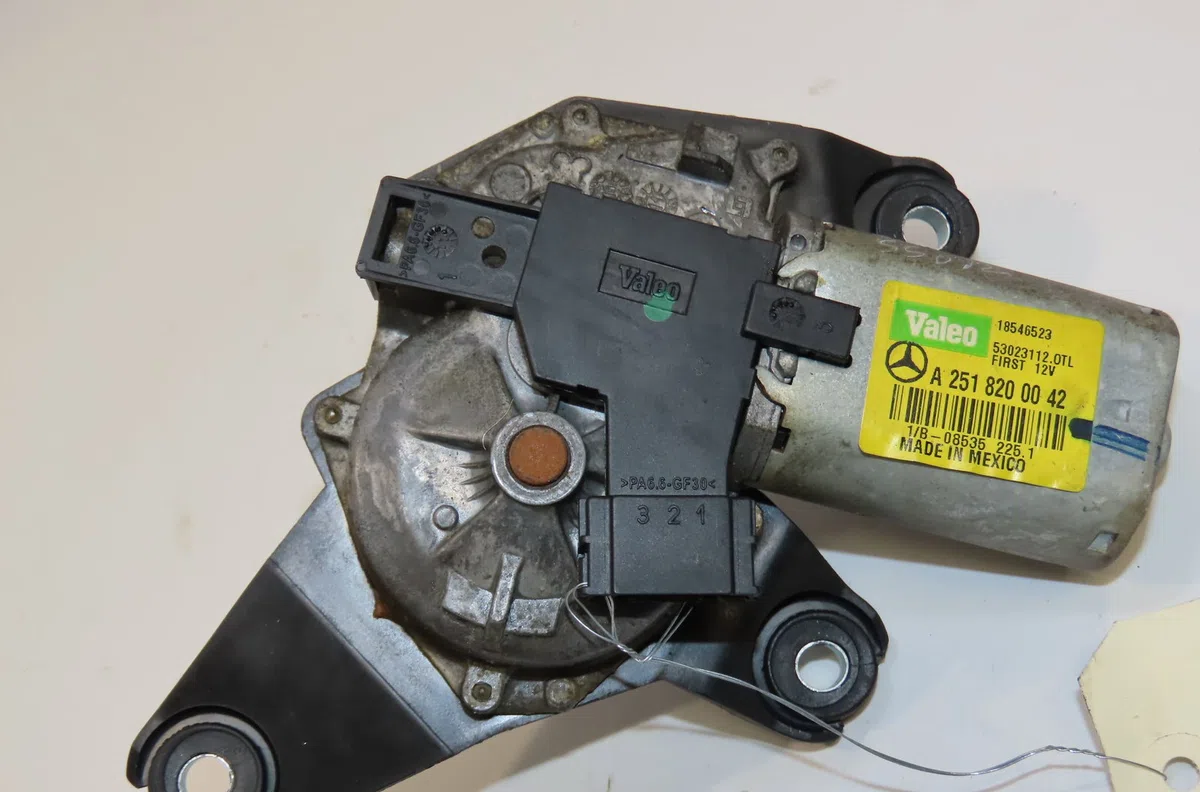 Moteur essuie-glace arrière Mercedes-benz CLASSE M (W166) Ml 250 cdi - bluetec 4-matic (166.004, 166.003) (2011-2015) oc