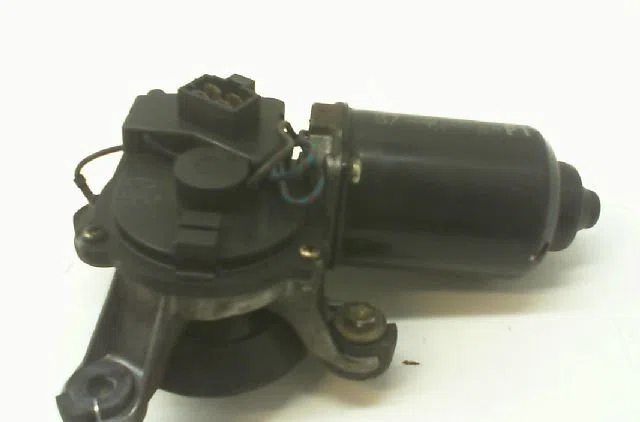 Moteur essuie-glace arrière Mitsubishi PAJERO II (V3_W, V2_W, V4_W) 2.5 td 4wd (v24c, v24w) (1990-1999) occasion