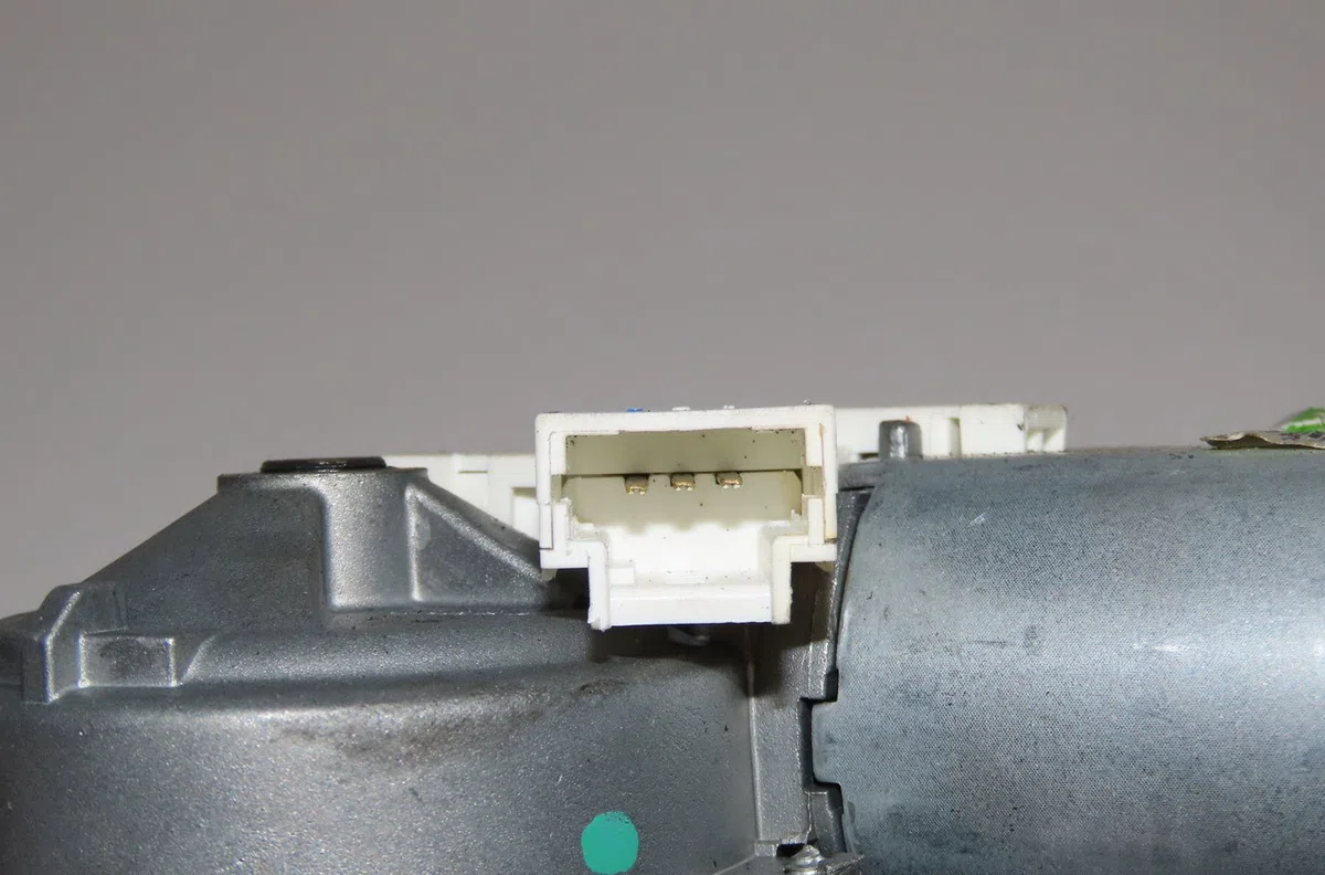 Moteur essuie-glace arrière Nissan MICRA III (K12) 1.4 16v (2003-2010) occasion
