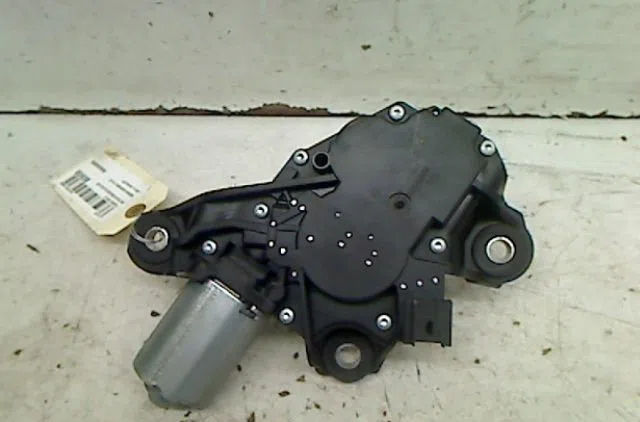 Moteur essuie-glace arrière Nissan QASHQAI - QASHQAI 2 I (J10, NJ10, JJ10E) 1.5 dci (2010-2013) 5 portes occasion