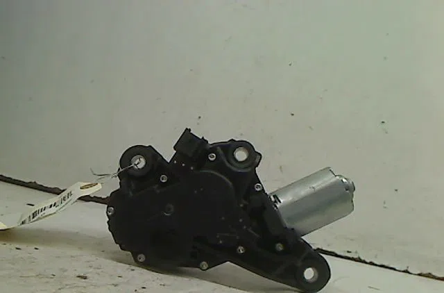 Moteur essuie-glace arrière Nissan QASHQAI - QASHQAI 2 I (J10, NJ10, JJ10E) 2.0 dci (2007-2013) occasion