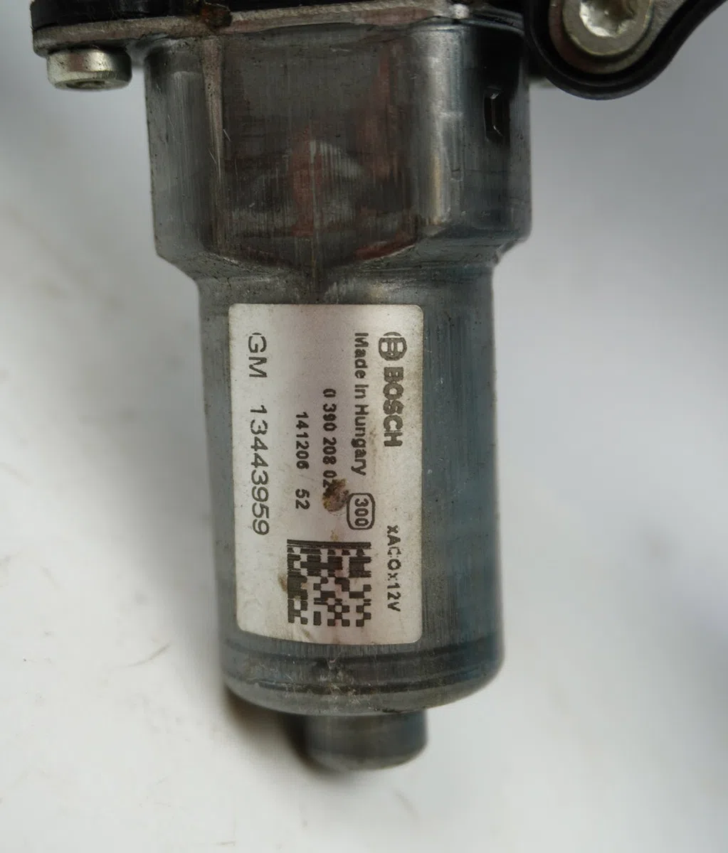 Moteur essuie-glace arrière Opel ADAM (M13) 1.4 (2012-2019) occasion