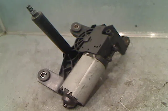 Moteur essuie-glace arrière OPEL ASTRA 1999 occasion