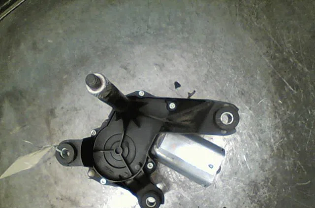 Moteur essuie-glace arrière Opel ASTRA G Break (T98) 2.0 di (f35) (1998-2004) occasion