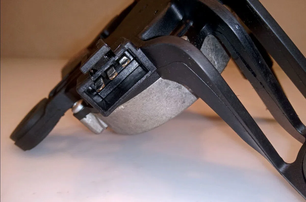 Moteur essuie-glace arrière Opel ASTRA H GTC (A04) 1.9 cdti (l08) (2005-2010) occasion