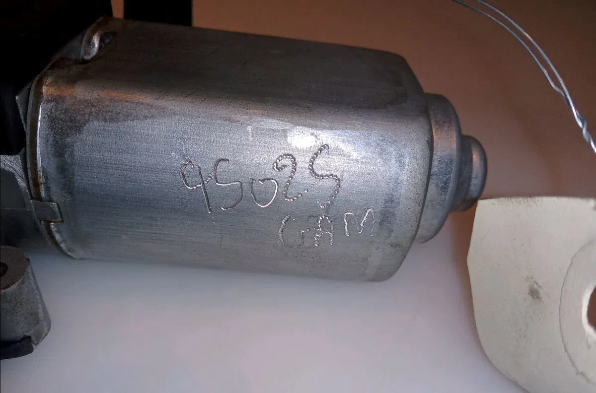 Moteur essuie-glace arrière Opel ASTRA J (P10) 1.4 turbo (68) (2010-2015) occasion