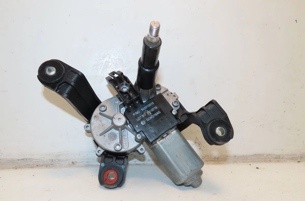 Moteur essuie-glace arrière Opel ASTRA J (P10) 1.7 cdti (68) (2009-2015) occasion