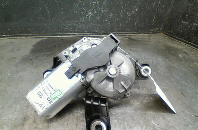 Moteur essuie-glace arrière Opel CORSA D (S07) 1.3 cdti (l08, l68) (2006-2014) 3 portes occasion