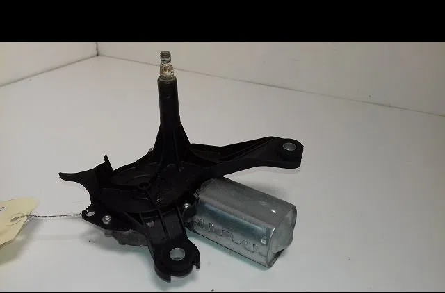 Moteur essuie-glace arrière Opel MERIVA A Monospace (X03) 1.7 cdti (e75) (2003-2010) occasion