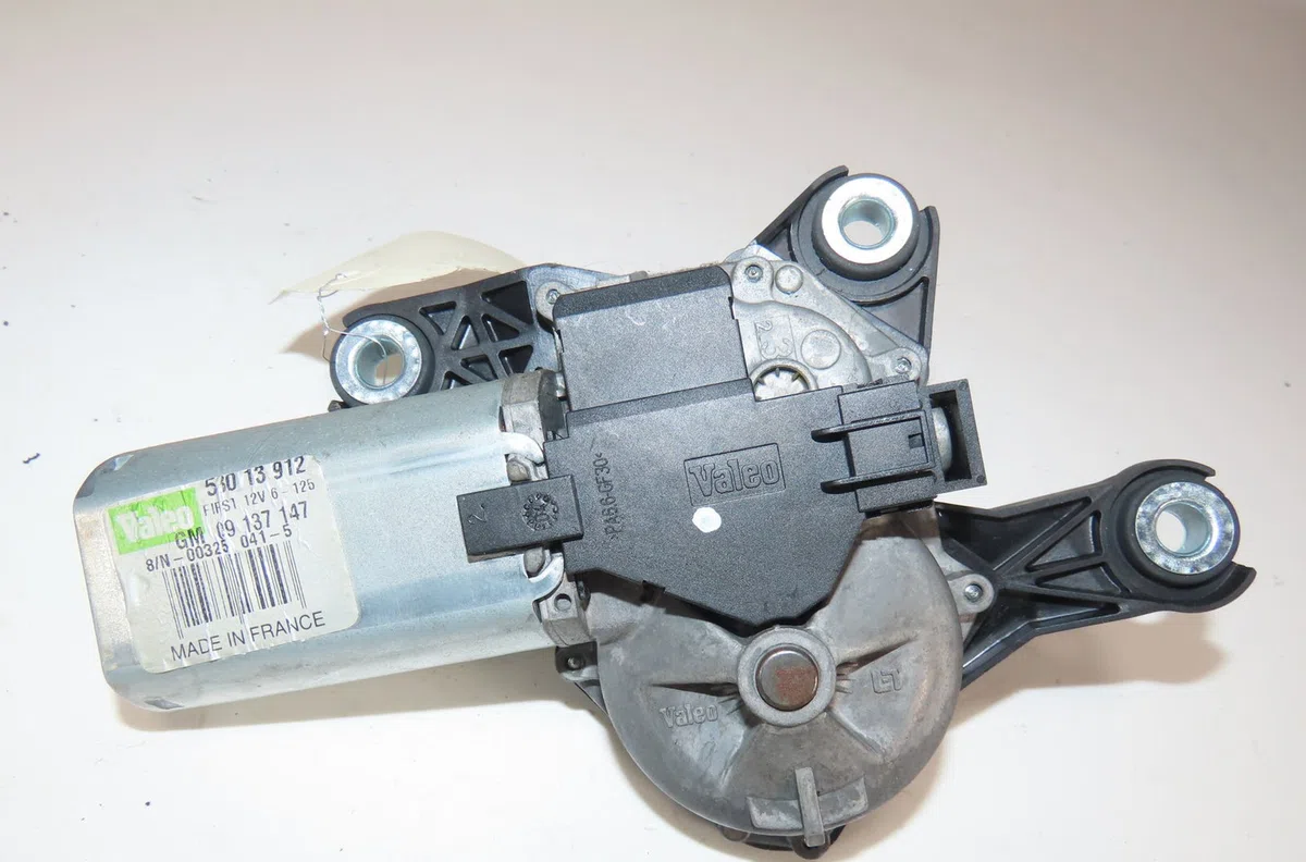 Moteur essuie-glace arrière Opel ZAFIRA A Monospace (T98) 2.2 dti 16v (f75) (2002-2005) 5 portes occasion