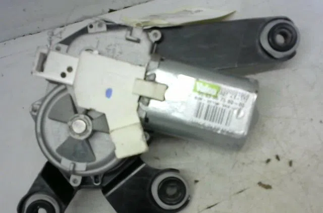 Moteur essuie-glace arrière Peugeot 1007 (KM_) 1.4 hdi (2005) occasion