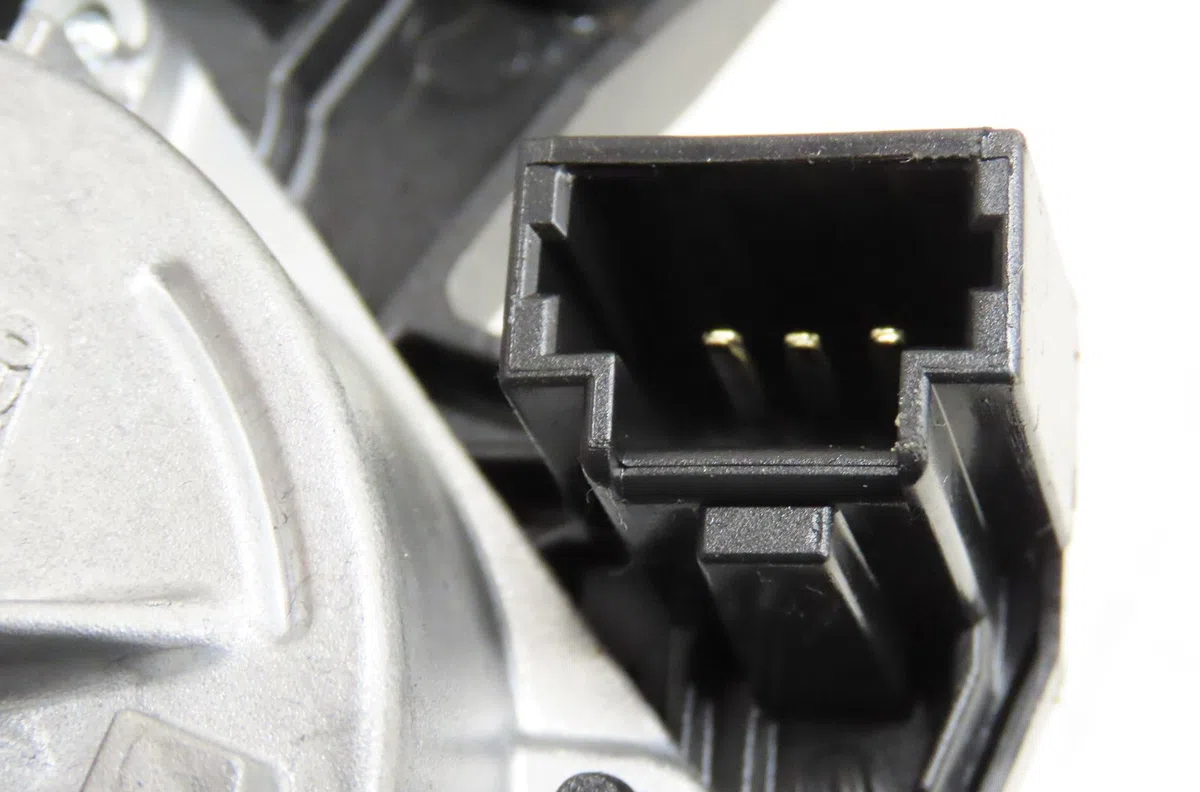 Moteur essuie-glace arrière Peugeot 2008 I (CU_) 1.6 bluehdi 120 (2014) 5 portes occasion