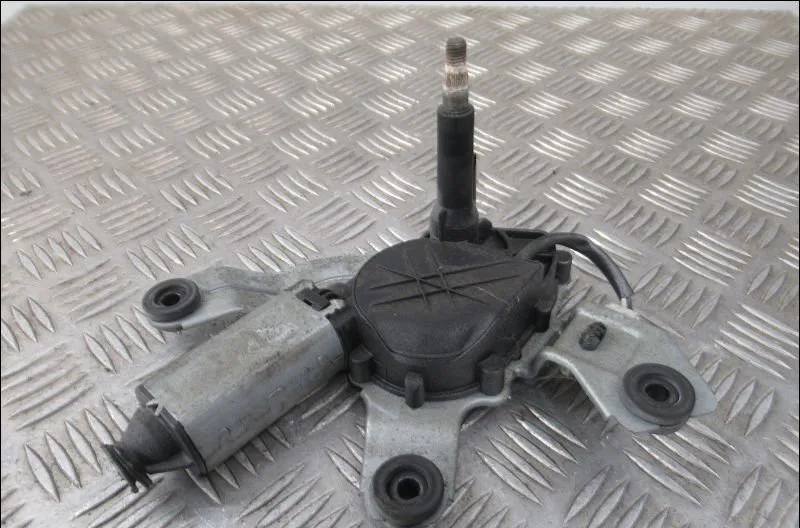 Moteur essuie-glace arrière Peugeot 206 (2L_, 2M_) 1.4 i (2lkfwa, 2mkfwa) (2009-2013) 3 portes occasion