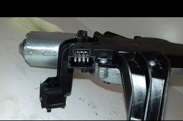 Moteur essuie-glace arrière Peugeot 207-207 (WA_, WC_) 1.4 16v (2006-2013) occasion