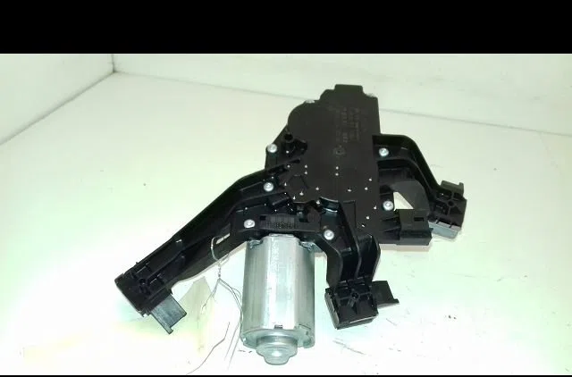 Moteur essuie-glace arrière Peugeot 207-207 (WA_, WC_) 1.4 (2006-2013) 5 portes occasion