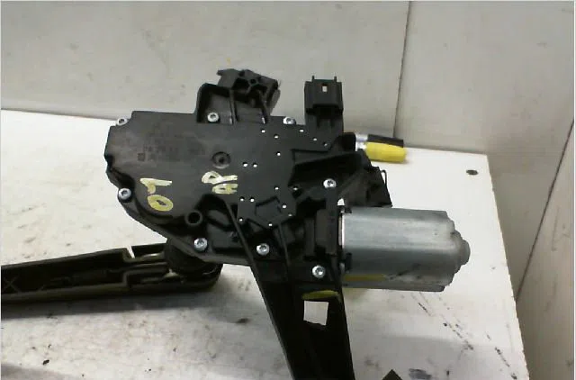 Moteur essuie-glace arrière PEUGEOT 207 Phase 1 01-2006--06-2009 1.6 HDI 16v 90ch occasion