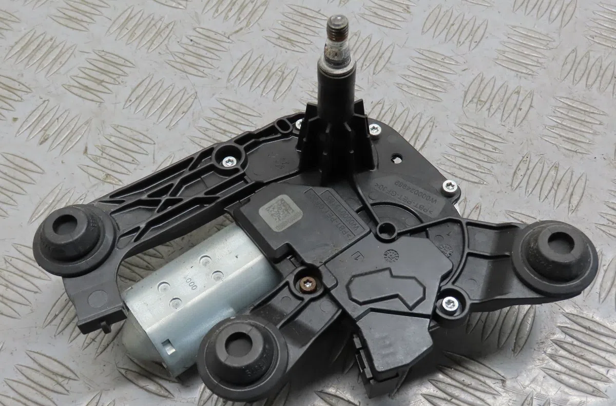 Moteur essuie-glace arrière Peugeot 208 I (CA_, CC_) 1.6 hdi (2012) 5 portes occasion