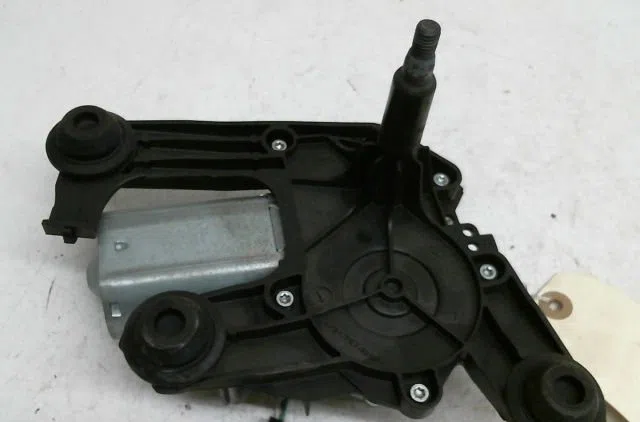 Moteur essuie-glace arrière PEUGEOT 3008 occasion