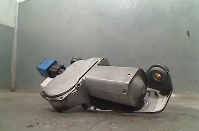 Moteur essuie-glace arrière PEUGEOT 306 1995 occasion