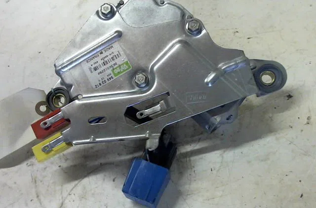 Moteur essuie-glace arrière PEUGEOT 306 1999 occasion
