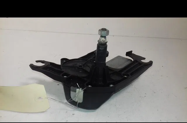 Moteur essuie-glace arrière Peugeot 308 I (4A_, 4C_) 1.6 16v (2007-2014) 5 portes occasion