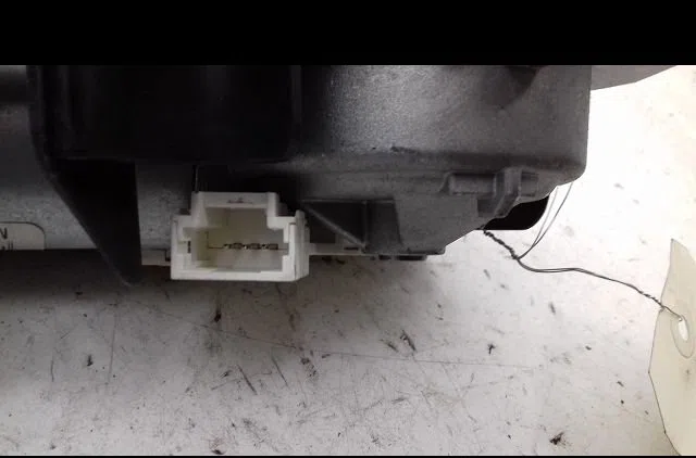 Moteur essuie-glace arrière Peugeot 308 I (4A_, 4C_) 1.6 hdi (2007-2014) 5 portes occasion