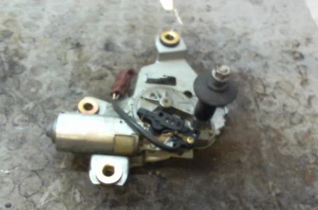 Moteur essuie-glace arrière Peugeot 406 Break (8E-F) 2.0 hdi 110 (1999-2004) 5 portes occasion