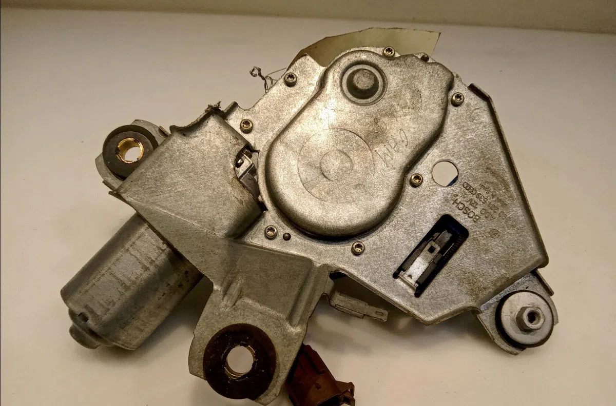 Moteur essuie-glace arrière Peugeot 406 Break (8E-F) 2.1 td 12v (1996-2004) occasion