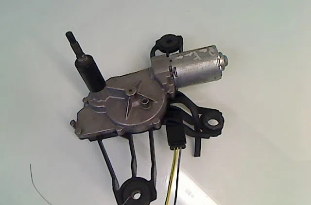 Moteur essuie-glace arrière PEUGEOT PARTNER II  1.6 HDI 90ch occasion
