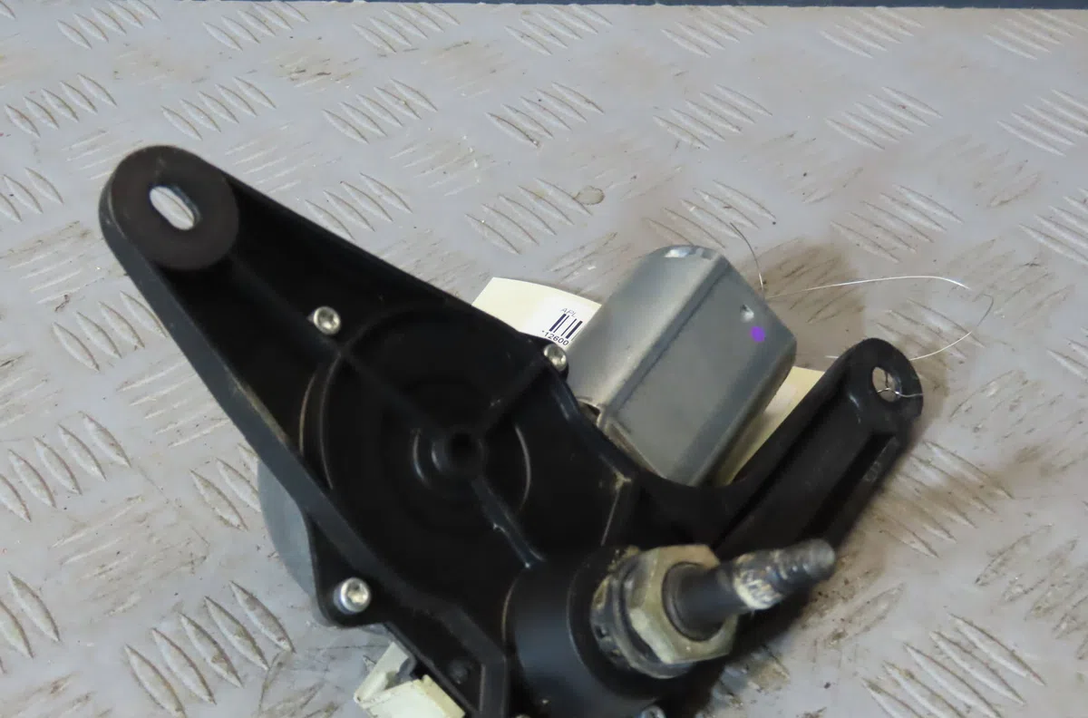 Moteur essuie-glace arrière RENAULT CLIO 2000 occasion