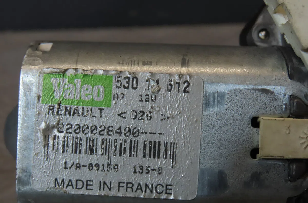 Moteur essuie-glace arrière RENAULT CLIO 2000 occasion
