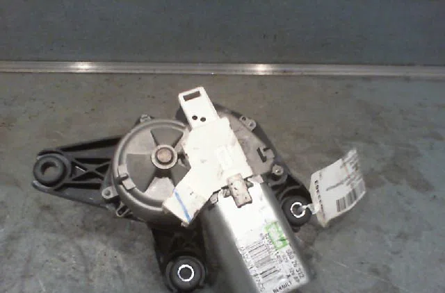 Moteur essuie-glace arrière RENAULT CLIO 2005 occasion