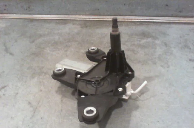 Moteur essuie-glace arrière RENAULT CLIO 2010 occasion