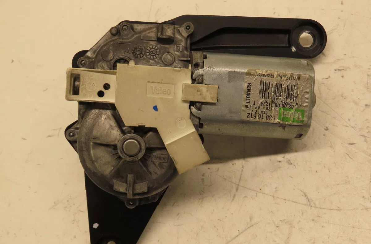 Moteur essuie-glace arrière Renault CLIO II (BB_, CB_) 1.2 lpg (1998-2009) occasion