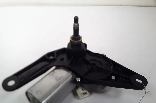 Moteur essuie-glace arrière Renault CLIO II (BB_, CB_) 1.6 16v (bb01, bb0h, bb0t, bb14, bb1d, bb1r, bb2kl, bb3g... (1998