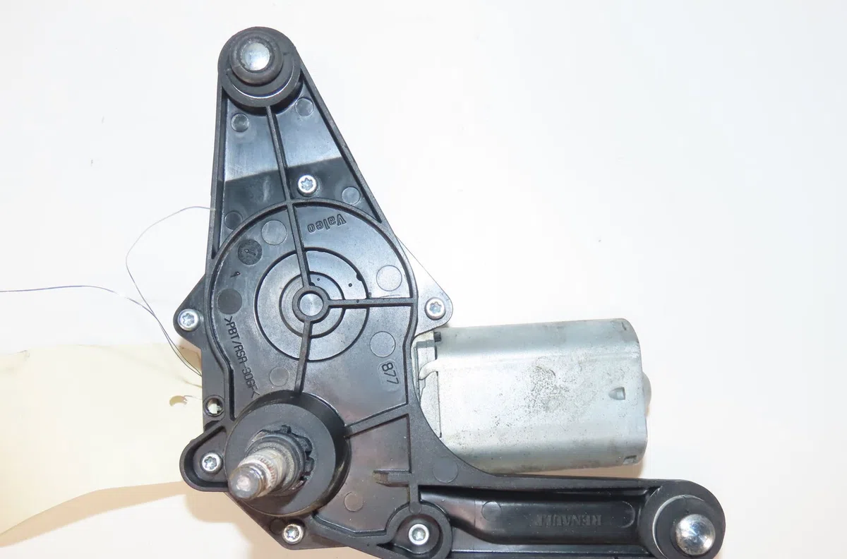 Moteur essuie-glace arrière Renault CLIO III (BR0-1, CR0-1) 1.5 dci (2010-2014) occasion