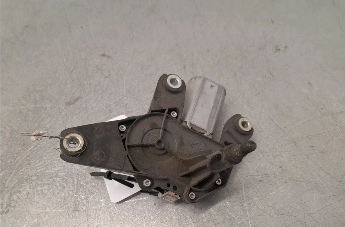 Moteur essuie-glace arrière RENAULT CLIO III occasion