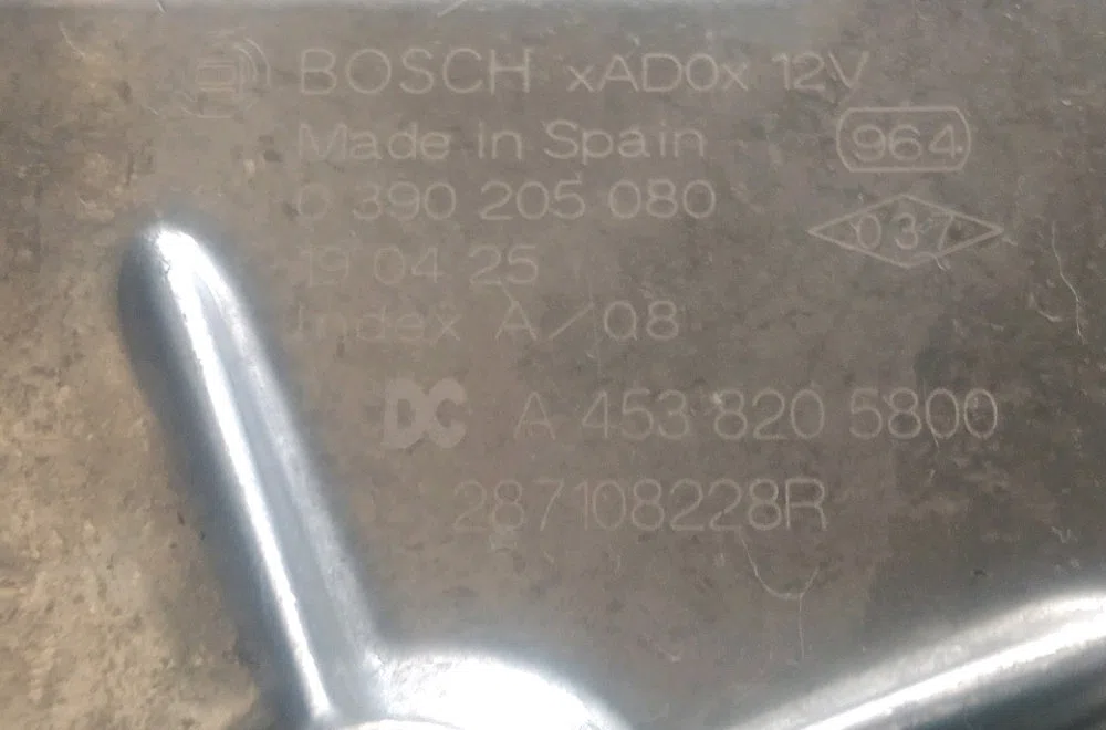 Moteur essuie-glace arrière Renault CLIO V (B7_) 1.0 tce 100 (b7mt) (2019) occasion