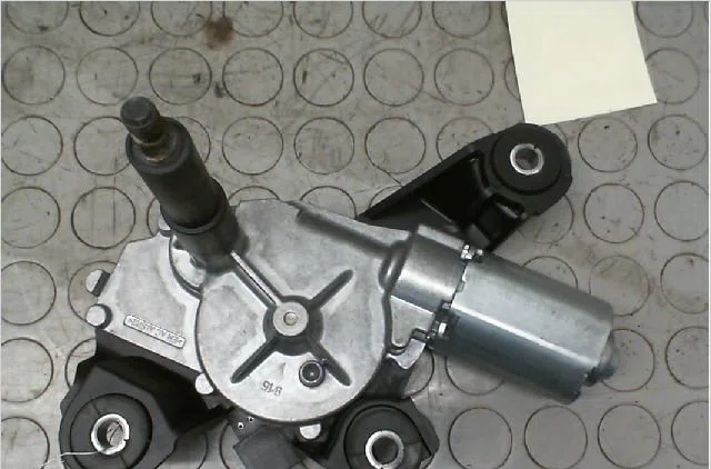 Moteur essuie-glace arrière Renault GRAND SCÉNIC III (JZ0-1_) 1.6 dci (jz00, jz12) (2011) 5 portes occasion