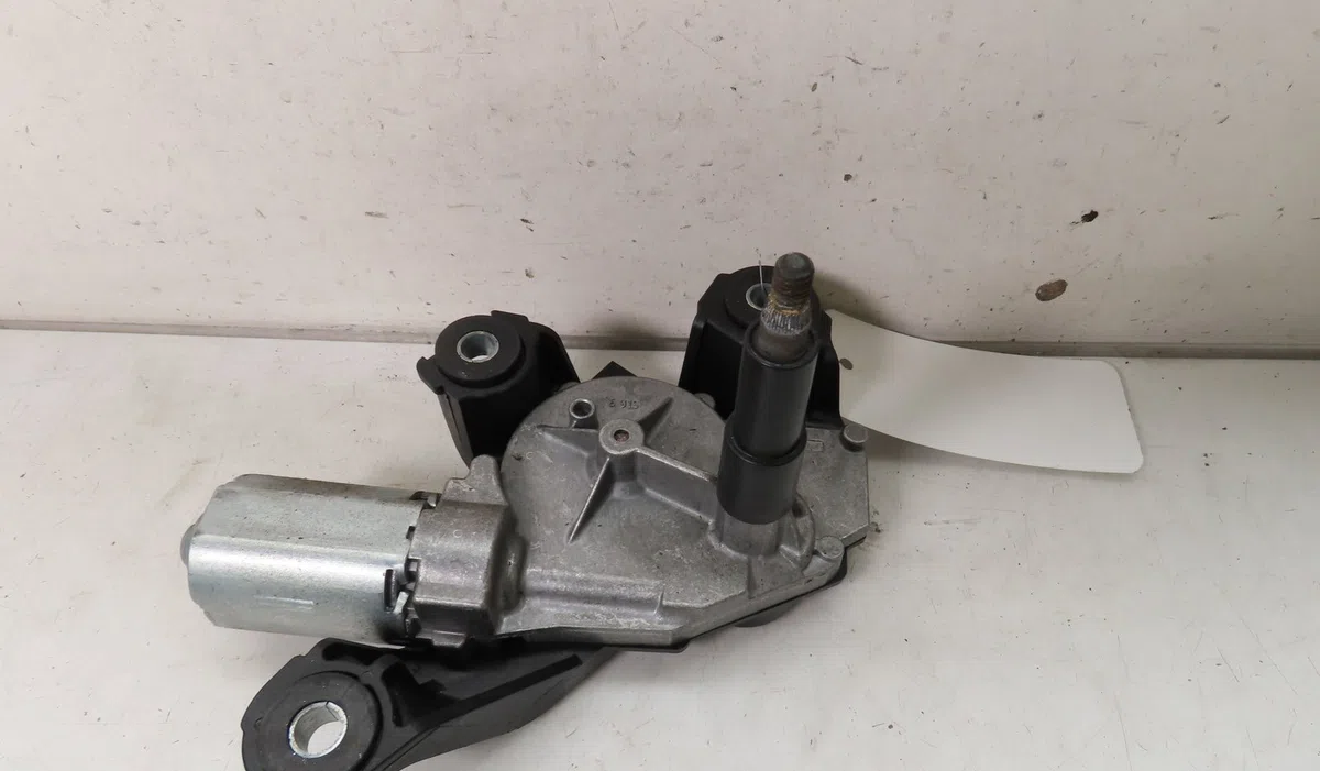 Moteur essuie-glace arrière Renault KANGOO Express (FW0-1_) 1.5 dci 75 (fw07, fw10, fw04) (2010) 4 portes occasion