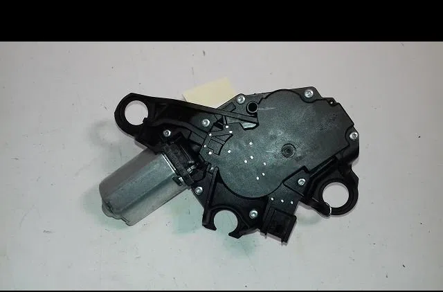 Moteur essuie-glace arrière Renault KANGOO - GRAND KANGOO II (KW0-1_) 1.5 dci 90 (kw05, kw08, kw0g, kw11) (2008) occasio