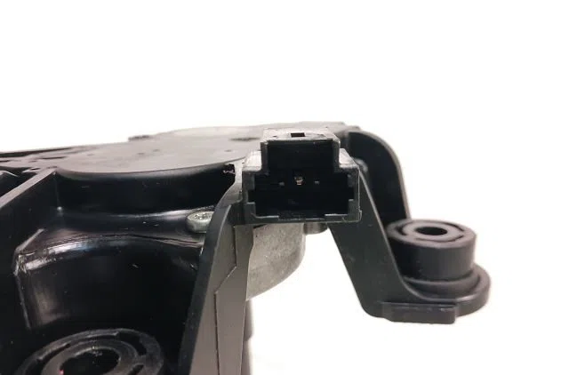 Moteur essuie-glace arrière Renault LAGUNA III Grandtour (KT0-1) 2.0 dci (kt07, kt0j, kt14, kt1a, kt1s) (2007-2015) occa
