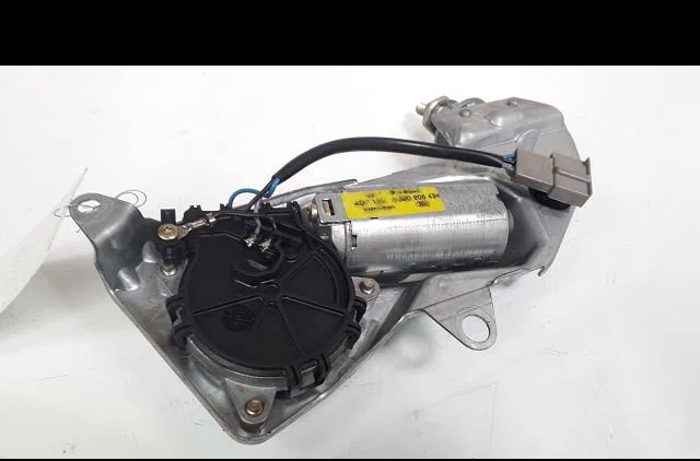 Moteur essuie-glace arrière Renault MEGANE I (BA0-1_) 1.9 dci (ba05, ba1f) (2001-2003) occasion