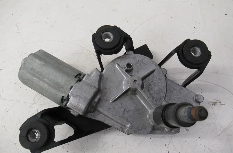 Moteur essuie-glace arrière Renault MEGANE II (BM0-1_, CM0-1_) 1.9 dci (bm0g, cm0g) (2002-2008) 5 portes occasion