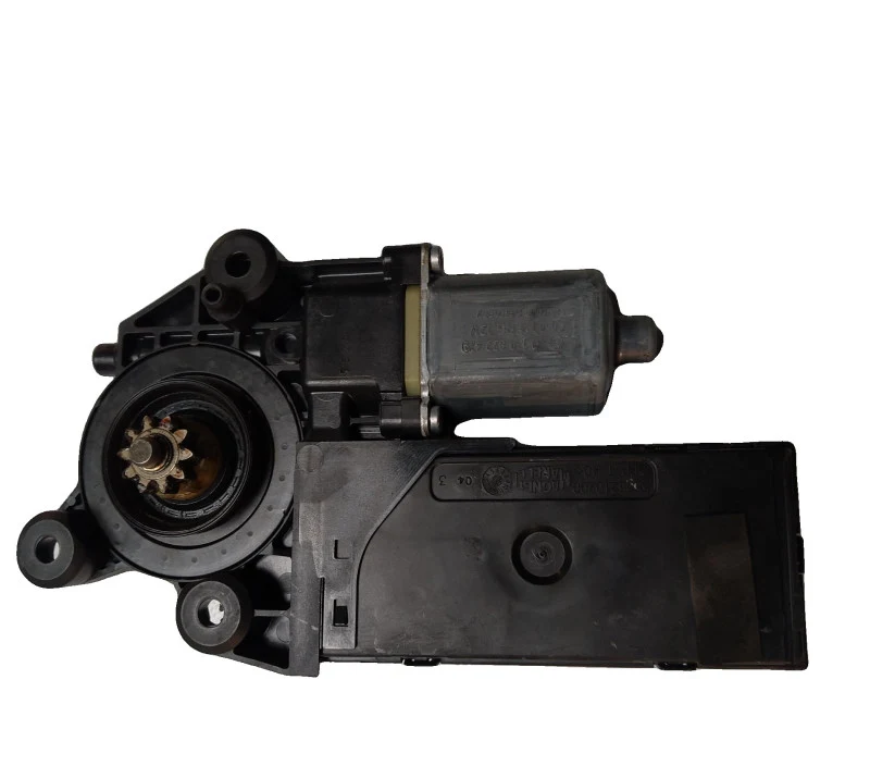 MOTEUR ESSUIE-GLACE ARRIERE RENAULT MEGANE III 287100007R