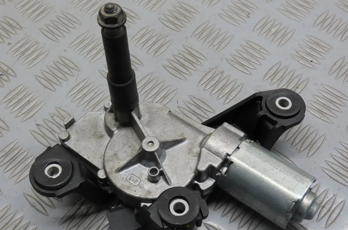 Moteur essuie-glace arrière Renault MEGANE III Coupé (DZ0-1_) 1.5 dci (dz09, dz0d, dz1f, dz1g, dz14, dz29) (2009-2015) 3