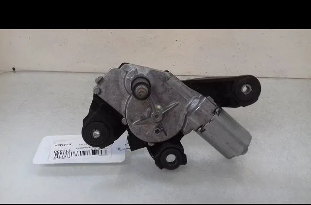Moteur essuie-glace arrière Renault MEGANE III Coupé (DZ0-1_) 1.5 dci (dz0b) (2009) occasion