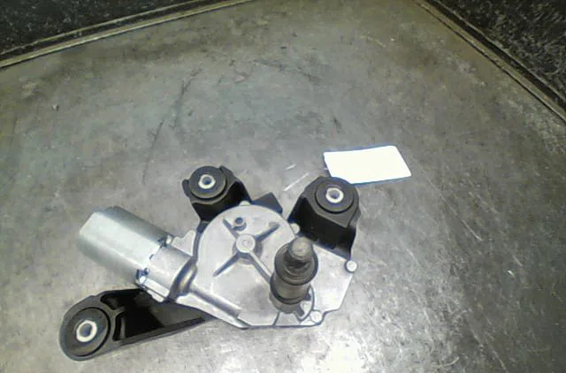 Moteur essuie-glace arrière Renault MEGANE III Coupé (DZ0-1_) 1.6 dci (dz00, dz12, dz2a, dz13) (2011-2015) occasion